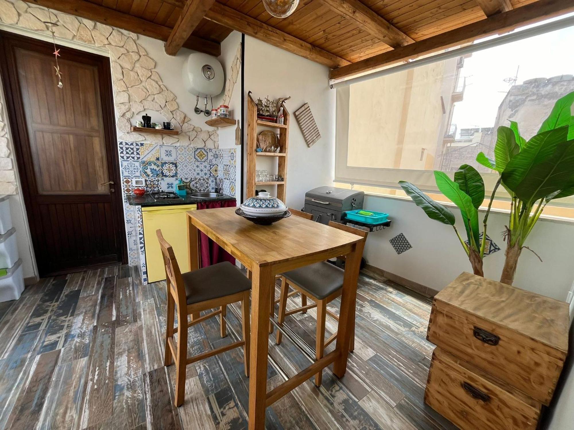 Casa di Dalila Apartment Trapani Luaran gambar