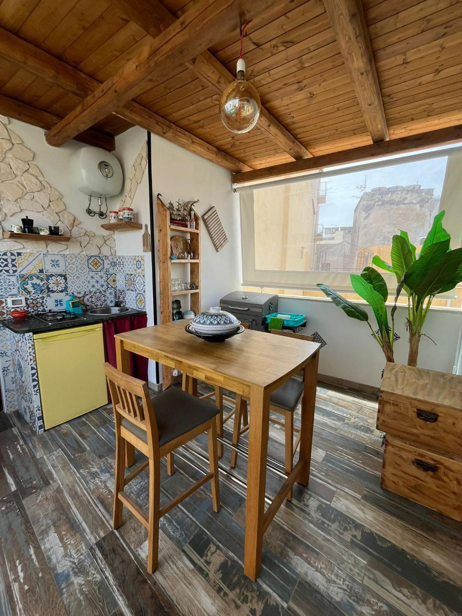 Casa di Dalila Apartment Trapani Luaran gambar